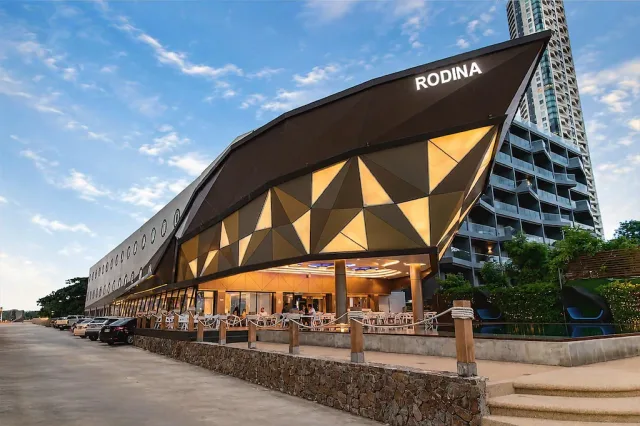ที่พักจอมเทียนถ่ายรูปสวย – Rodina Beach Hotel