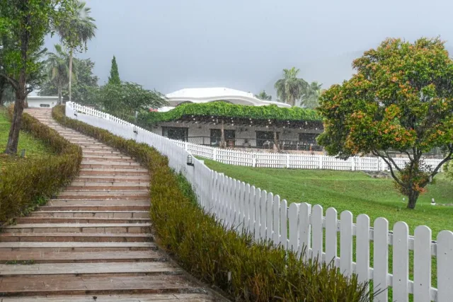 Swiss Valley Hip Resort Ratchaburi รูปที่ 4