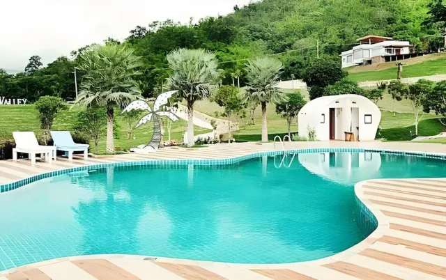 Swiss Valley Hip Resort Ratchaburi รูปที่ 5