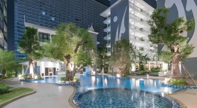 โรงแรมจอมเทียนหรูสไตล์โคโลเนียล – Bay Beach Resort Jomtien
