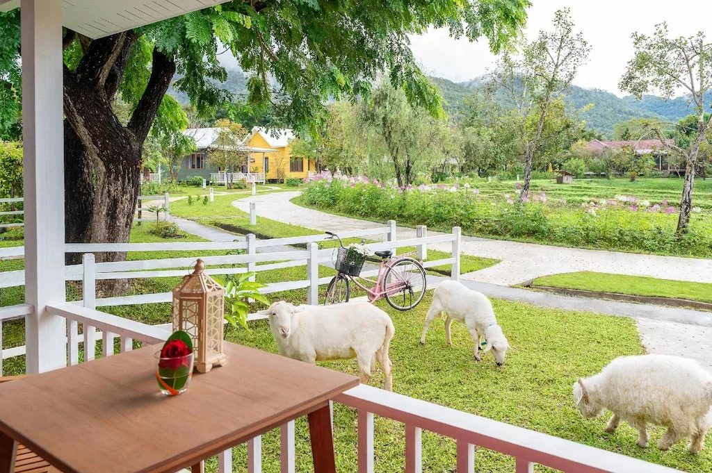 Luxury Farm House รูปที่ 1