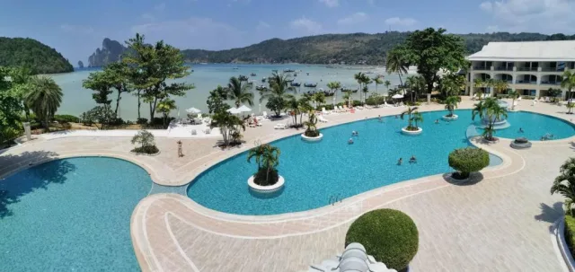 Phi Phi Island Cabana Hotel รูปที่ 1