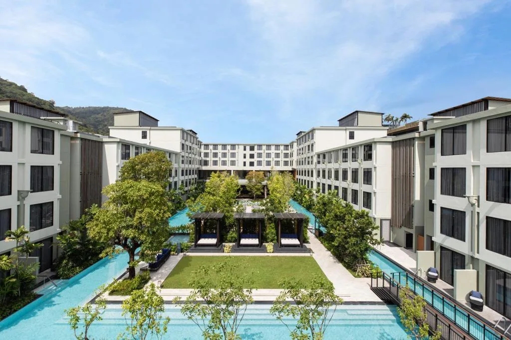 Four Points by Sheraton Phuket Patong Beach Resort รูปที่ 1
