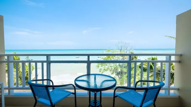 Royal Phala Cliff Beach รูปที่ 5