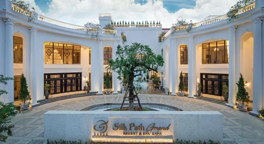 Silk Path Grand Sapa Resort & Spa รูปที่ 1