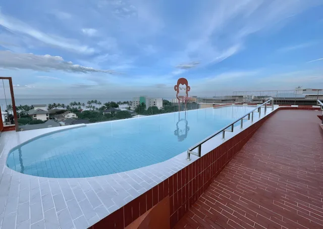Blu Monkey Hub and Hotel Bangsaen รูปที่ 1